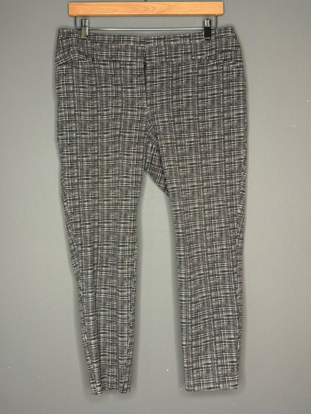 Ann Taylor LOFT Julie Skinny Crop 12 Petite Black White Geometric Career